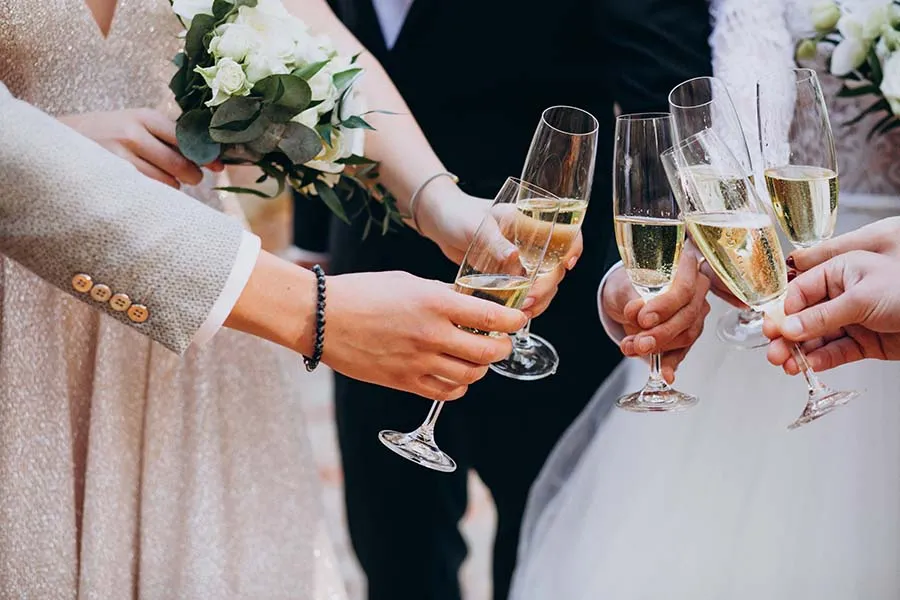 Candele Profumate Personalizzate per Matrimoni ed Eventi: Dettagli Indimenticabili